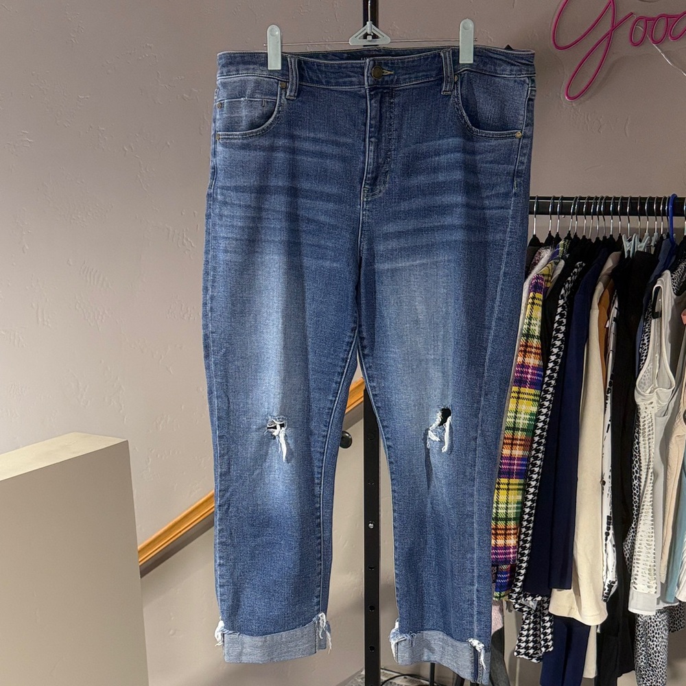 Liverpool Classic Blue Girlfriend Jeans